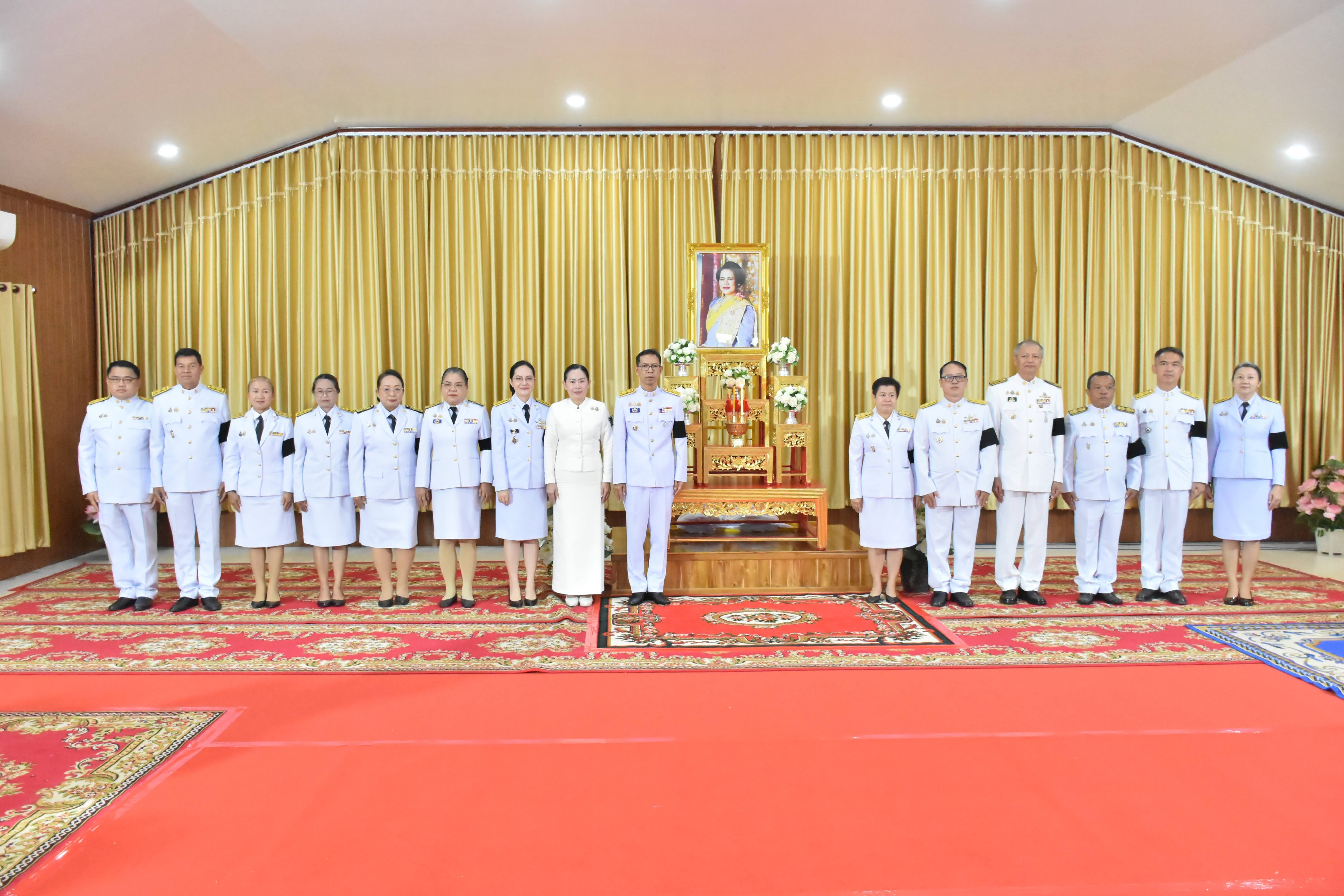 title - ทำบุญตักบาตรถวายพระราชกุศล เนื่องในวันคล้ายวันพระราชสมภพภพสมเด็จพระนางเจ้าสิริกิติ์ พระบรมราชินีนาถ พระบรมราชชนนีพ้นปีหลวง และวันแม่แห่งชาติ 